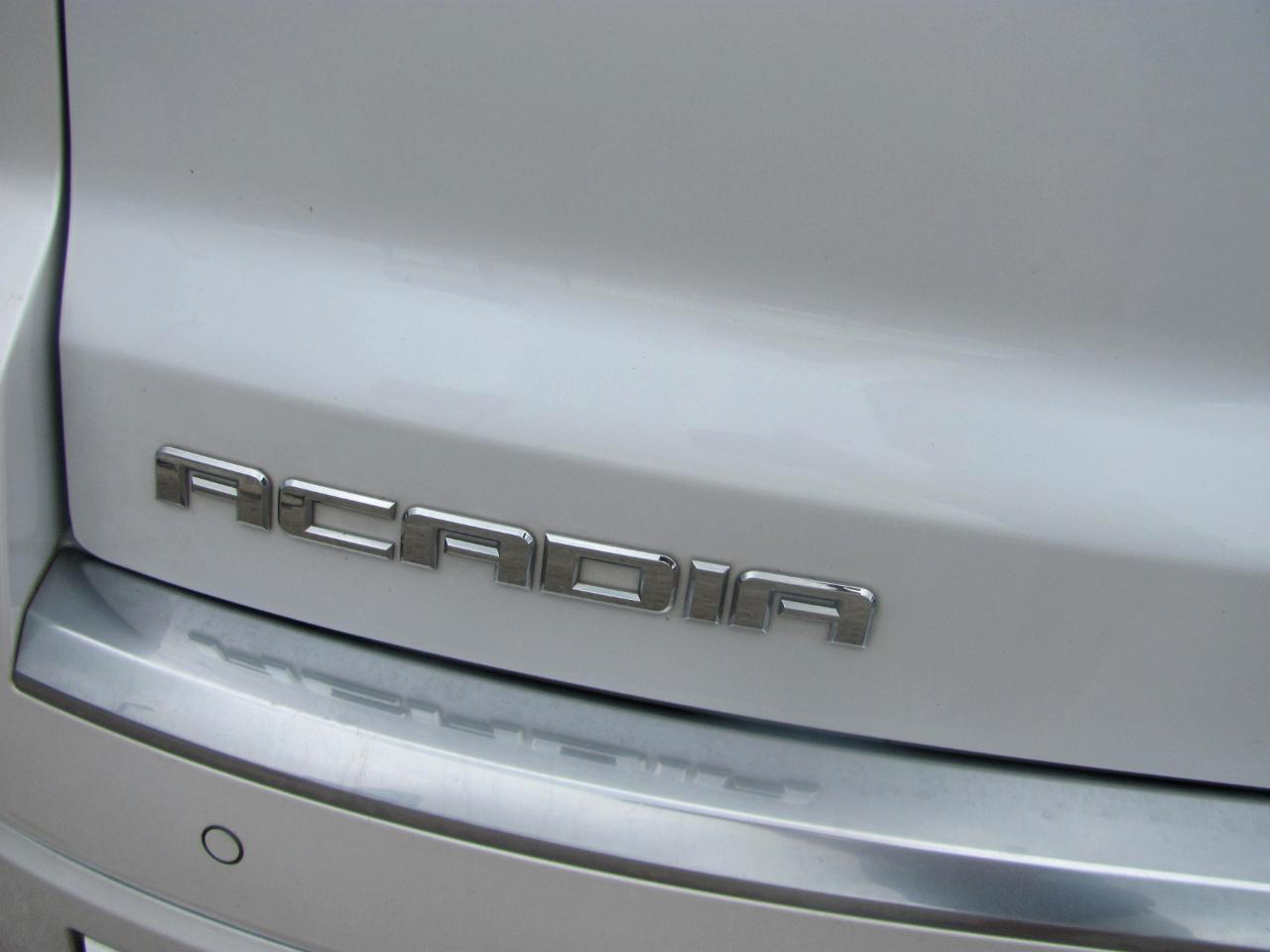 GMC Acadia Denali FWD 2016