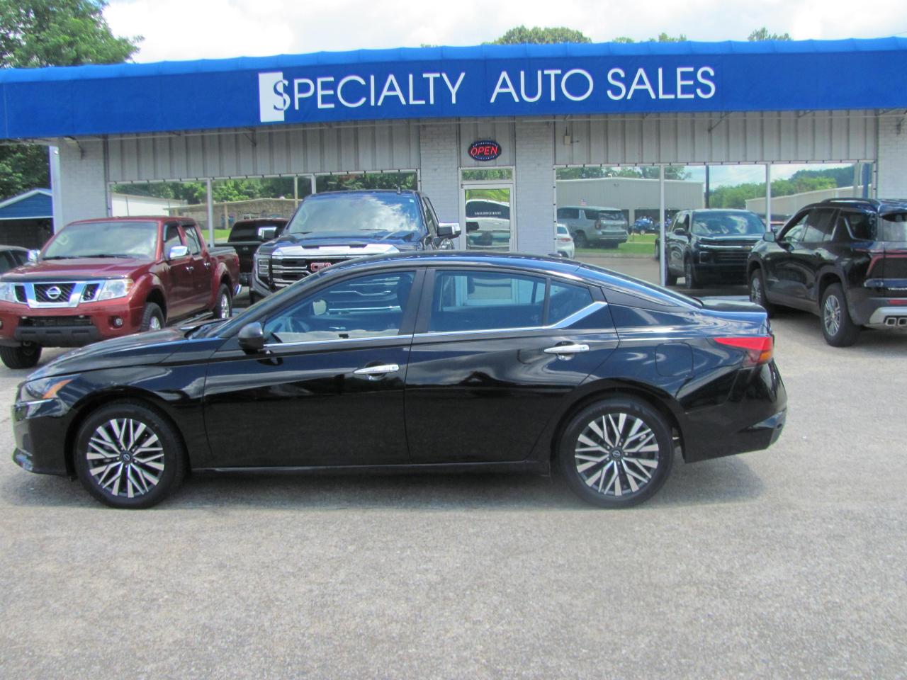 Nissan Altima 2.5 SV 2025