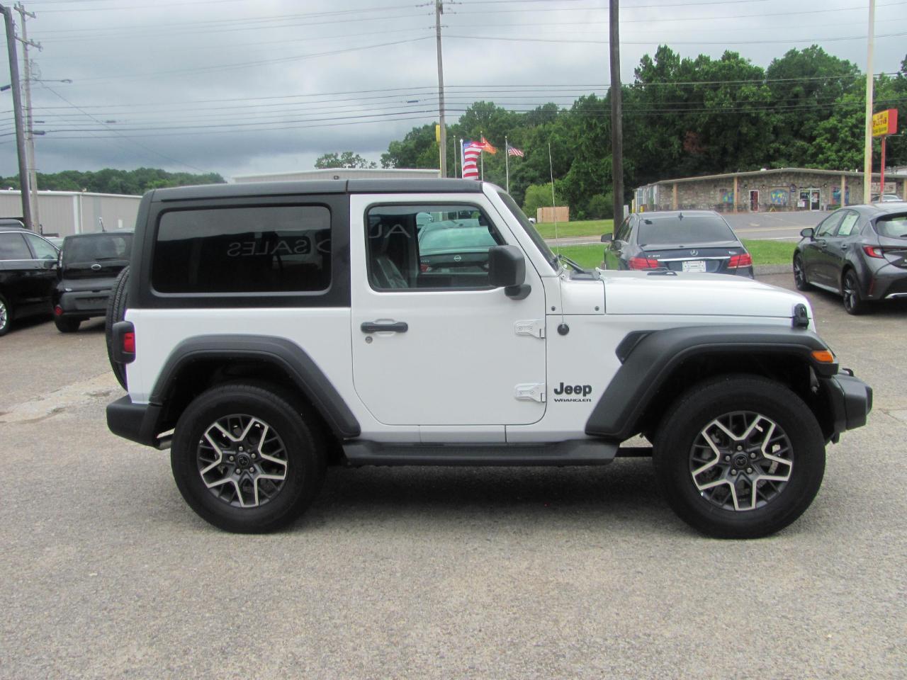 Jeep Wrangler Sport 2022