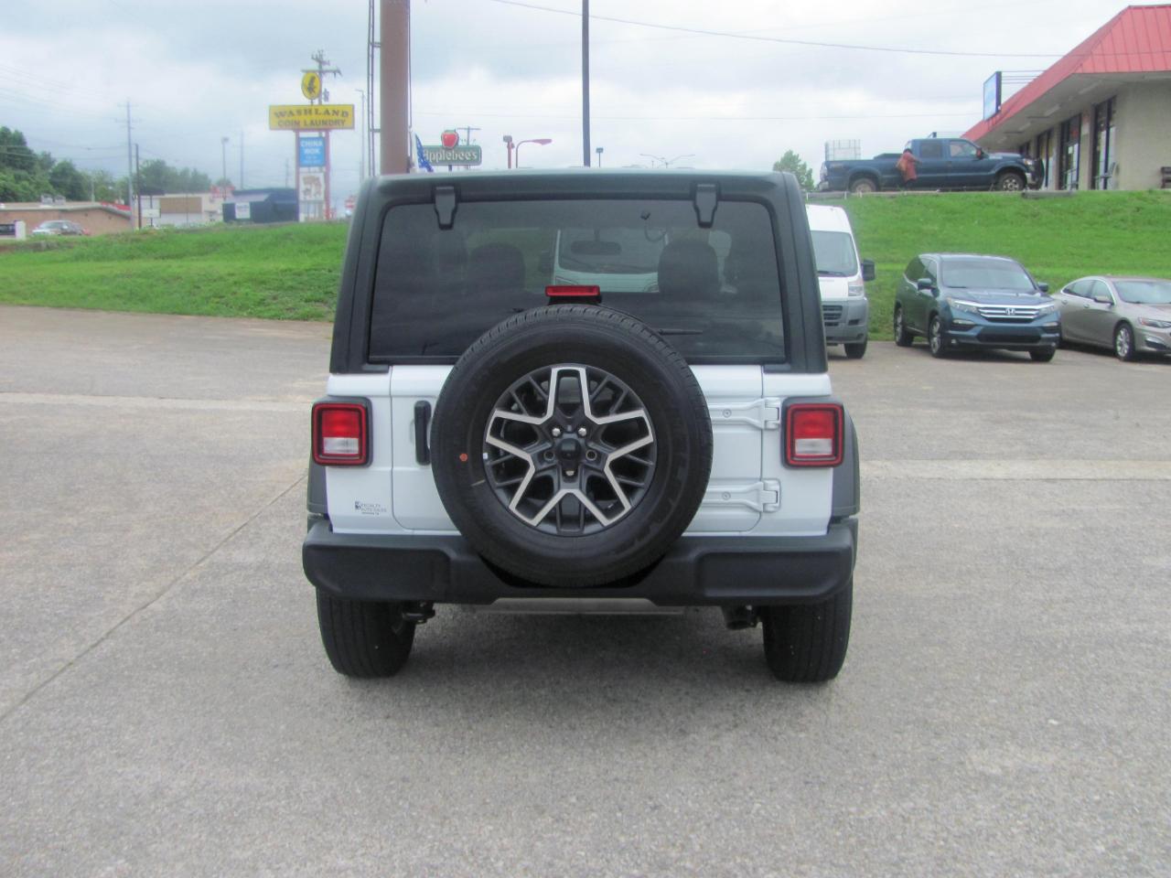 Jeep Wrangler Sport 2022