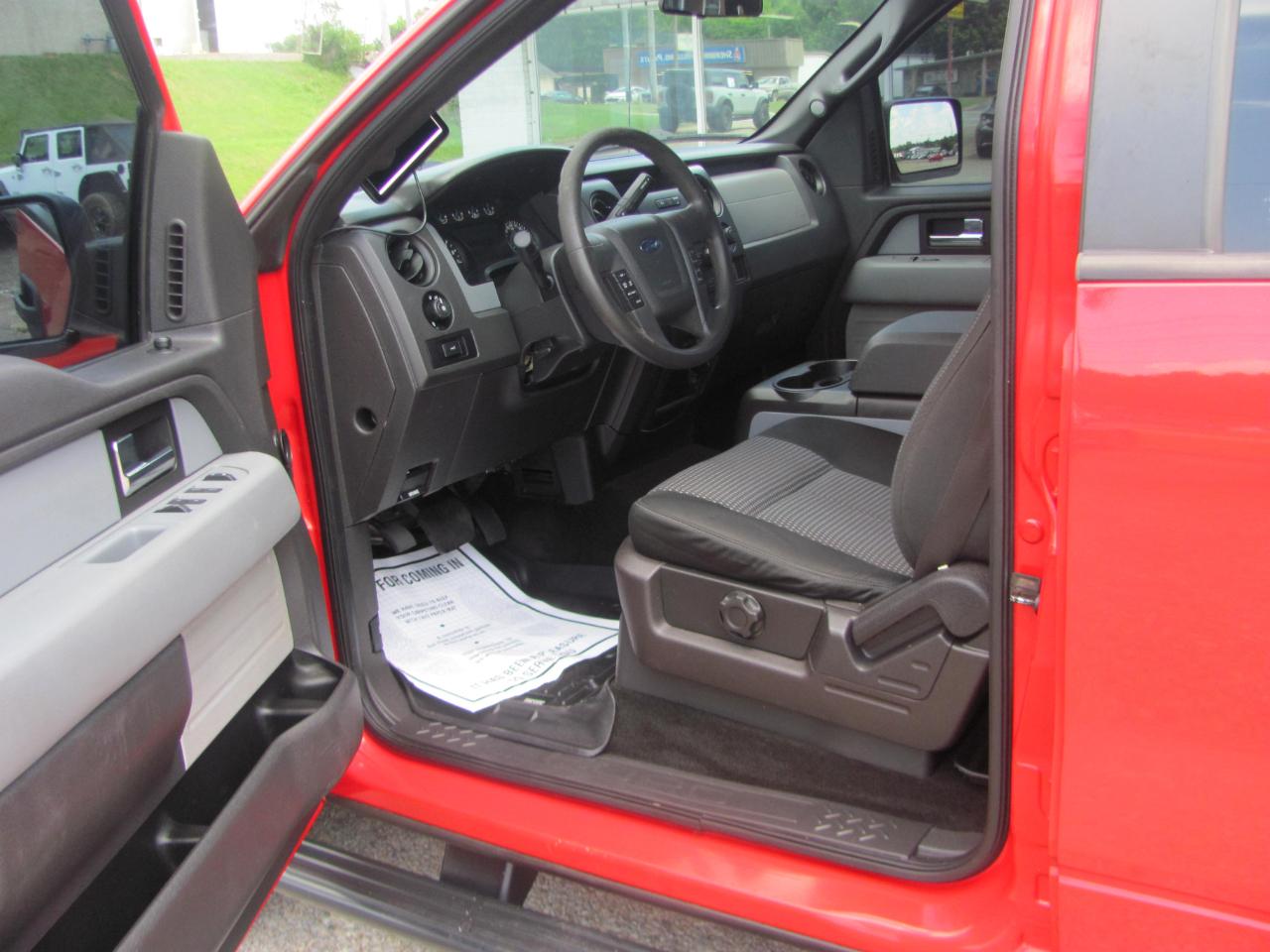 Ford F-150 STX 4WD SuperCrew 5.5' Box 2014