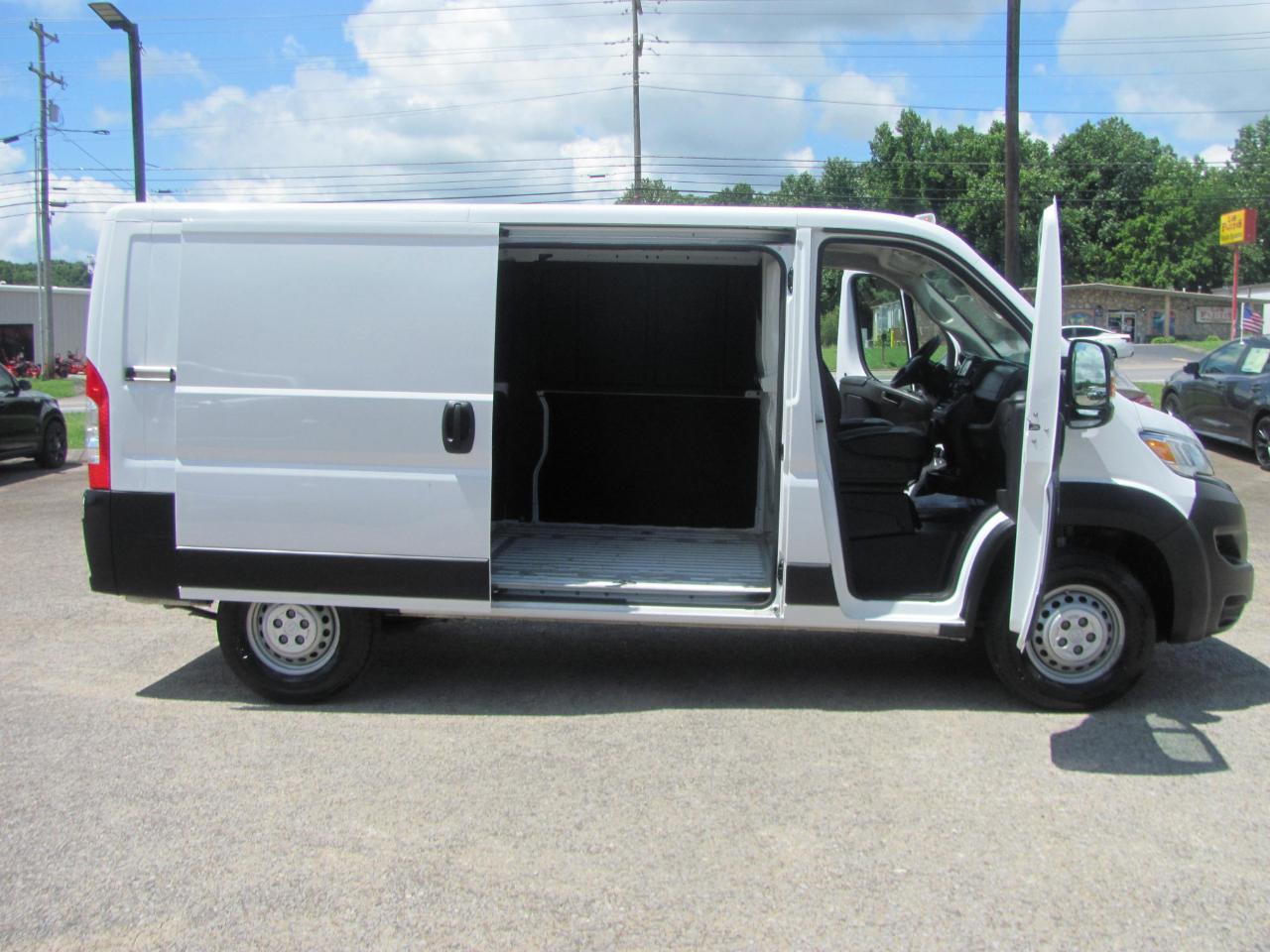 RAM Promaster 2500 Low Roof 2025
