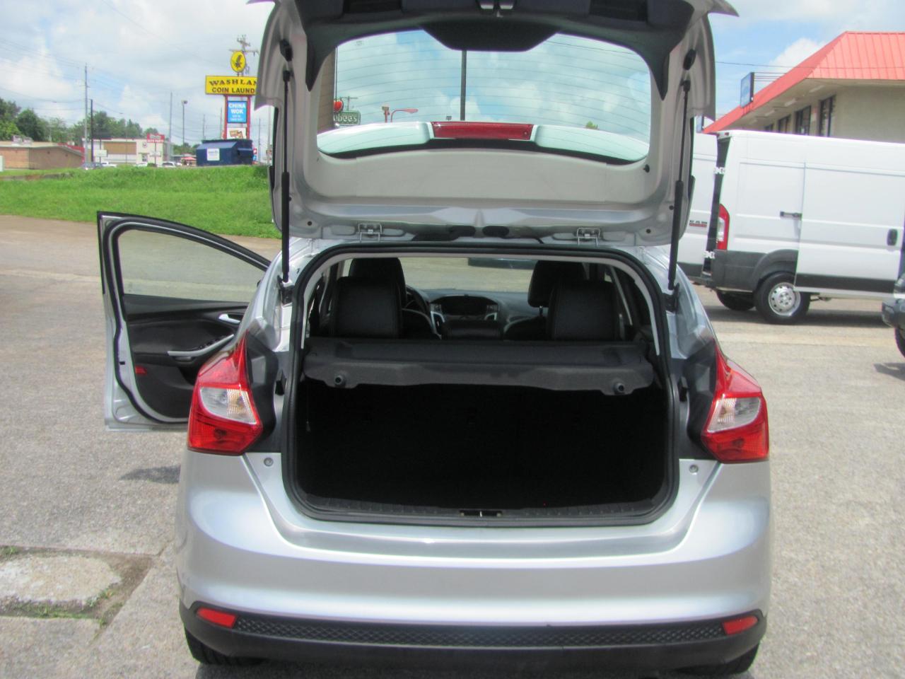 Ford Focus SE Hatch 2013