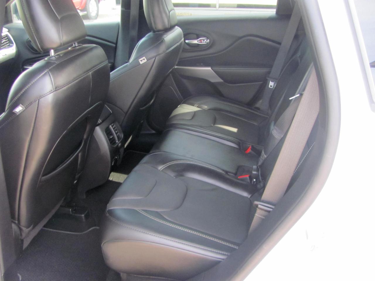 Jeep Cherokee Latitude Lux FWD 2021