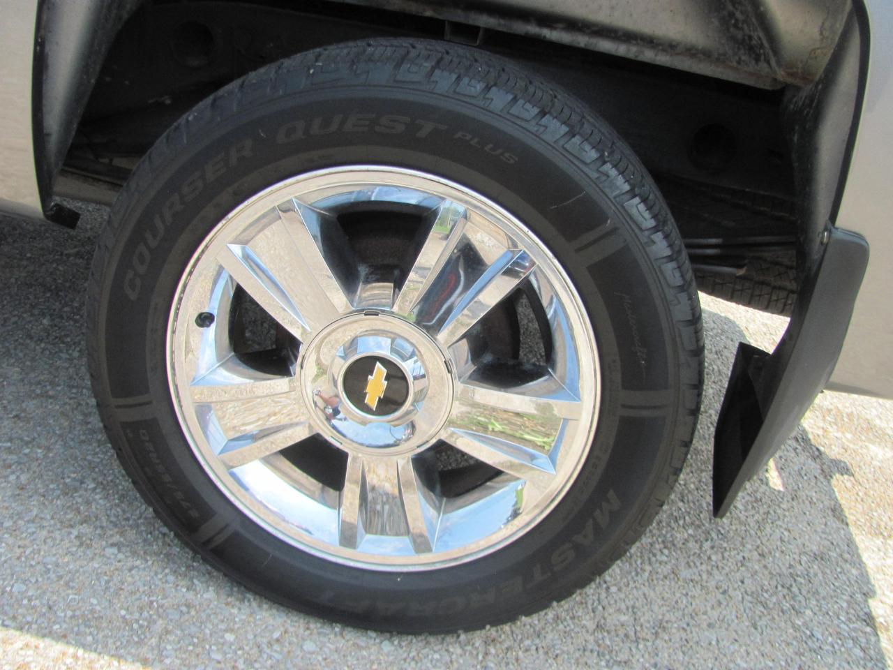 Chevrolet Silverado 1500 LT Ext Cab 4WD 4D 2012