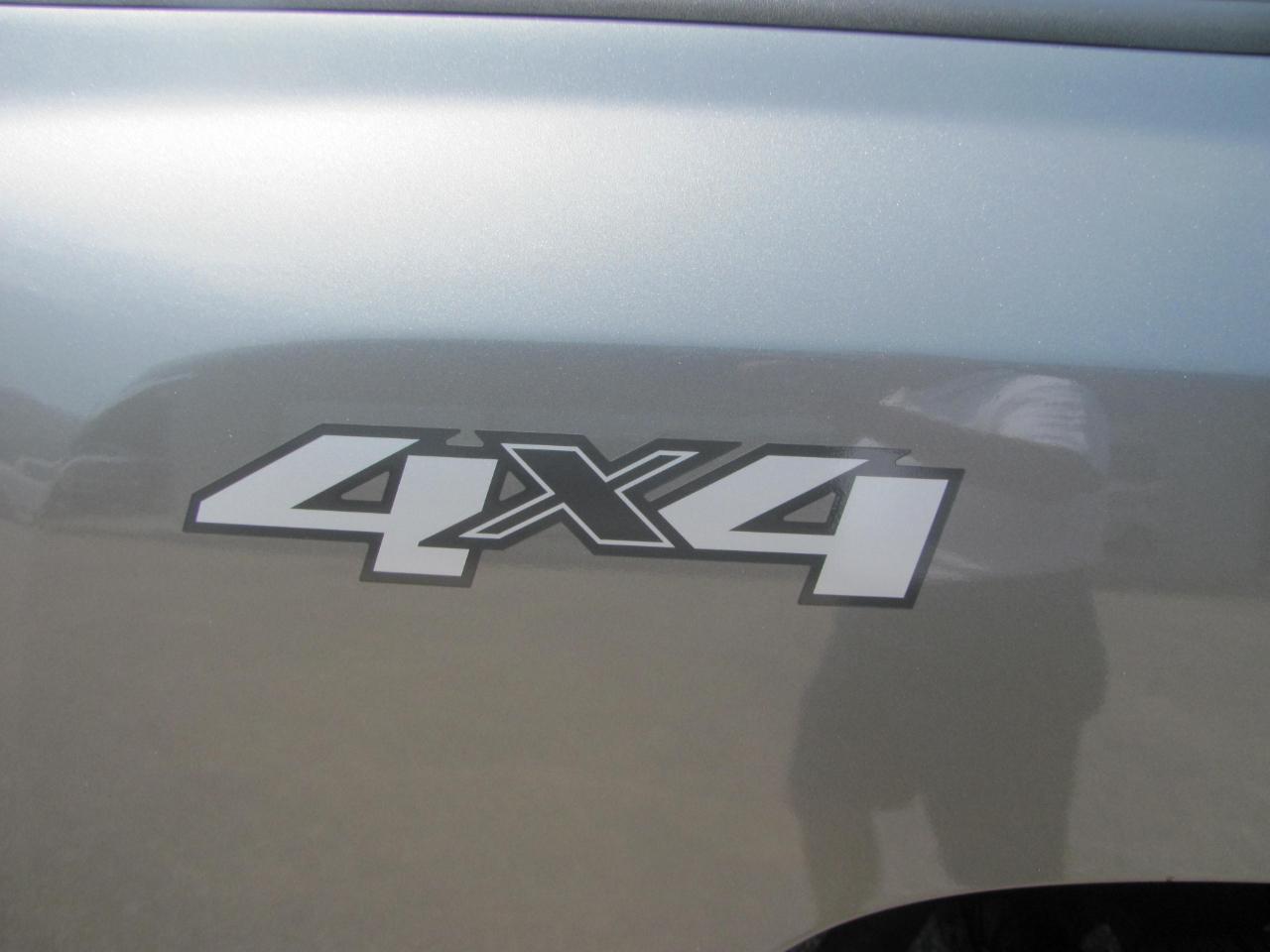 Chevrolet Silverado 1500 LT Ext Cab 4WD 4D 2012