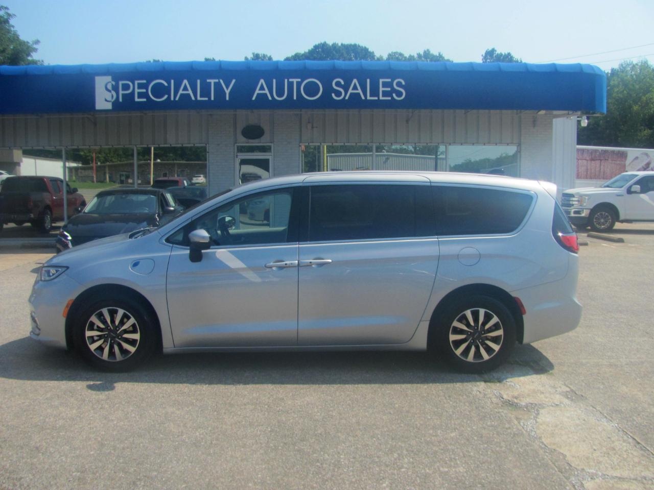 Chrysler Pacifica Hybrid Touring L 2023
