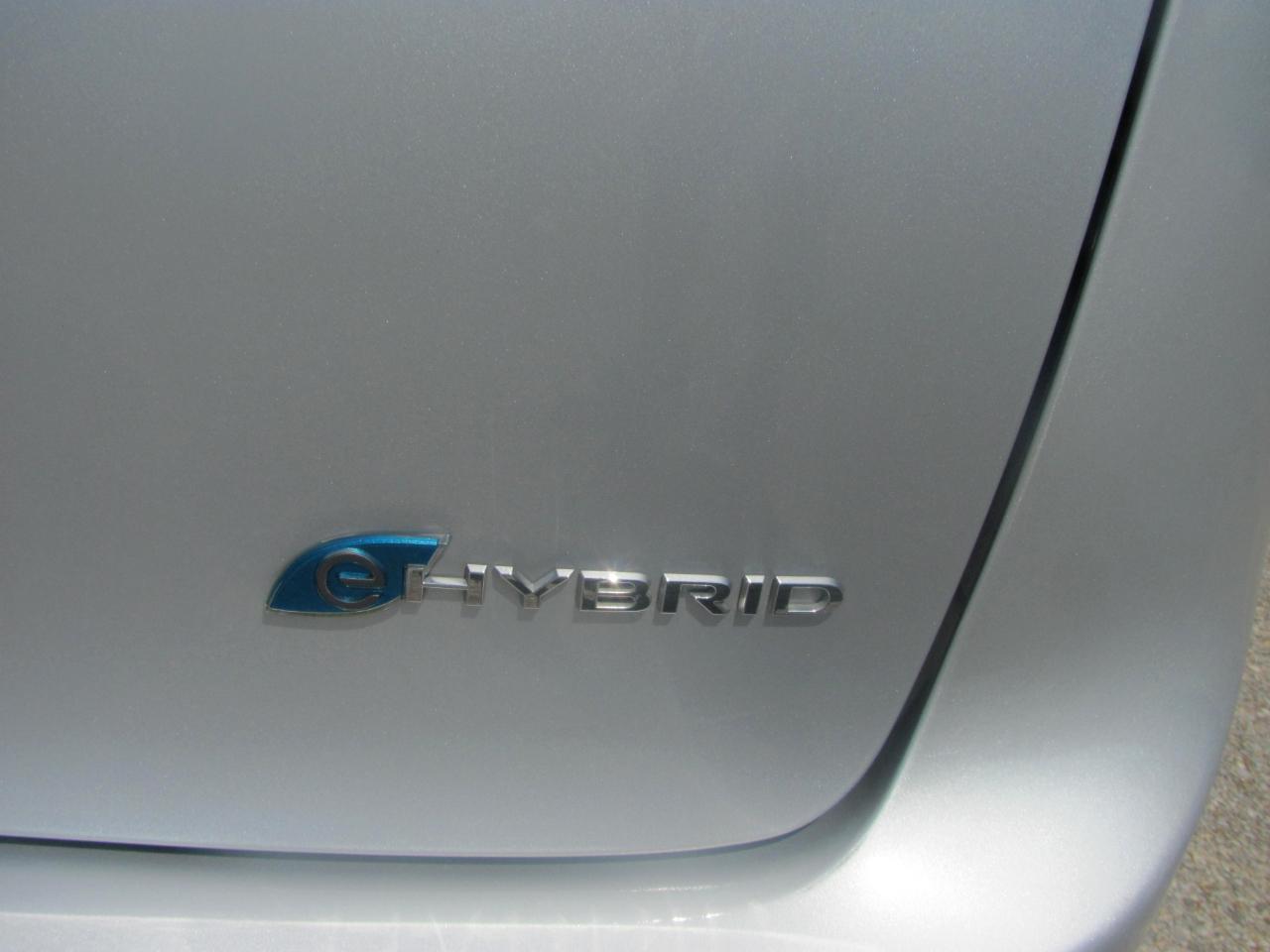 Chrysler Pacifica Hybrid Touring L 2023
