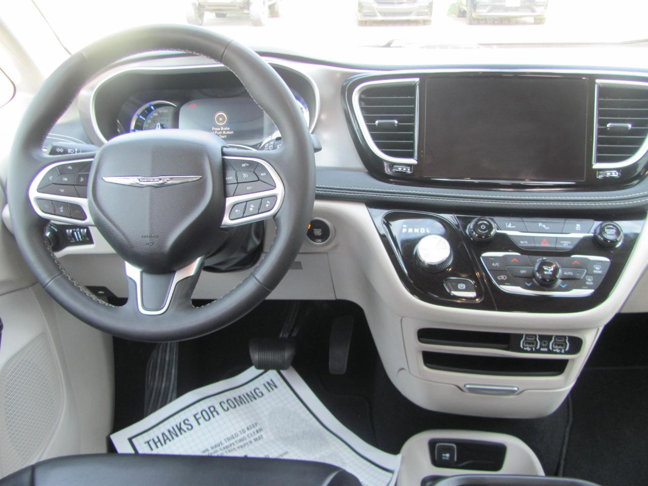 Chrysler Pacifica Hybrid Touring L 2023