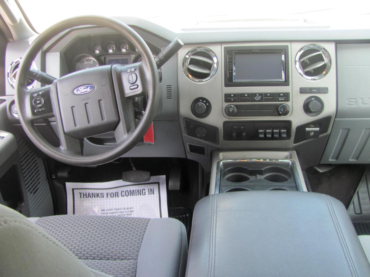 Ford F-350 SD XLT Crew Cab Long Bed DRW 4WD 2014