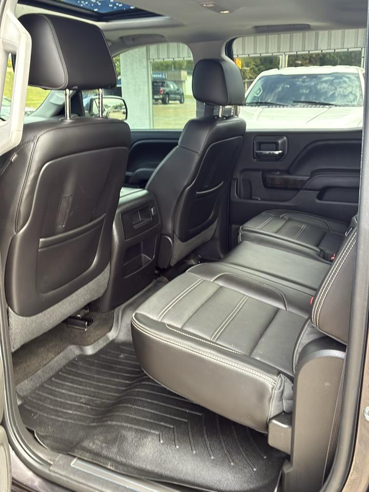 GMC Sierra 1500 Denali Crew Cab Short Box 4WD 2015