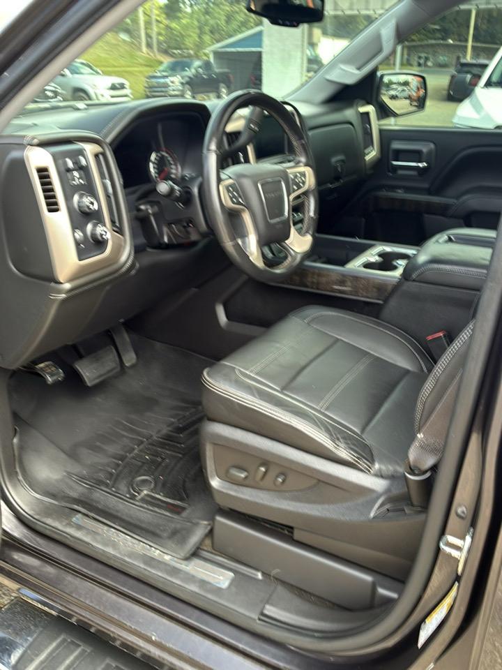 GMC Sierra 1500 Denali Crew Cab Short Box 4WD 2015