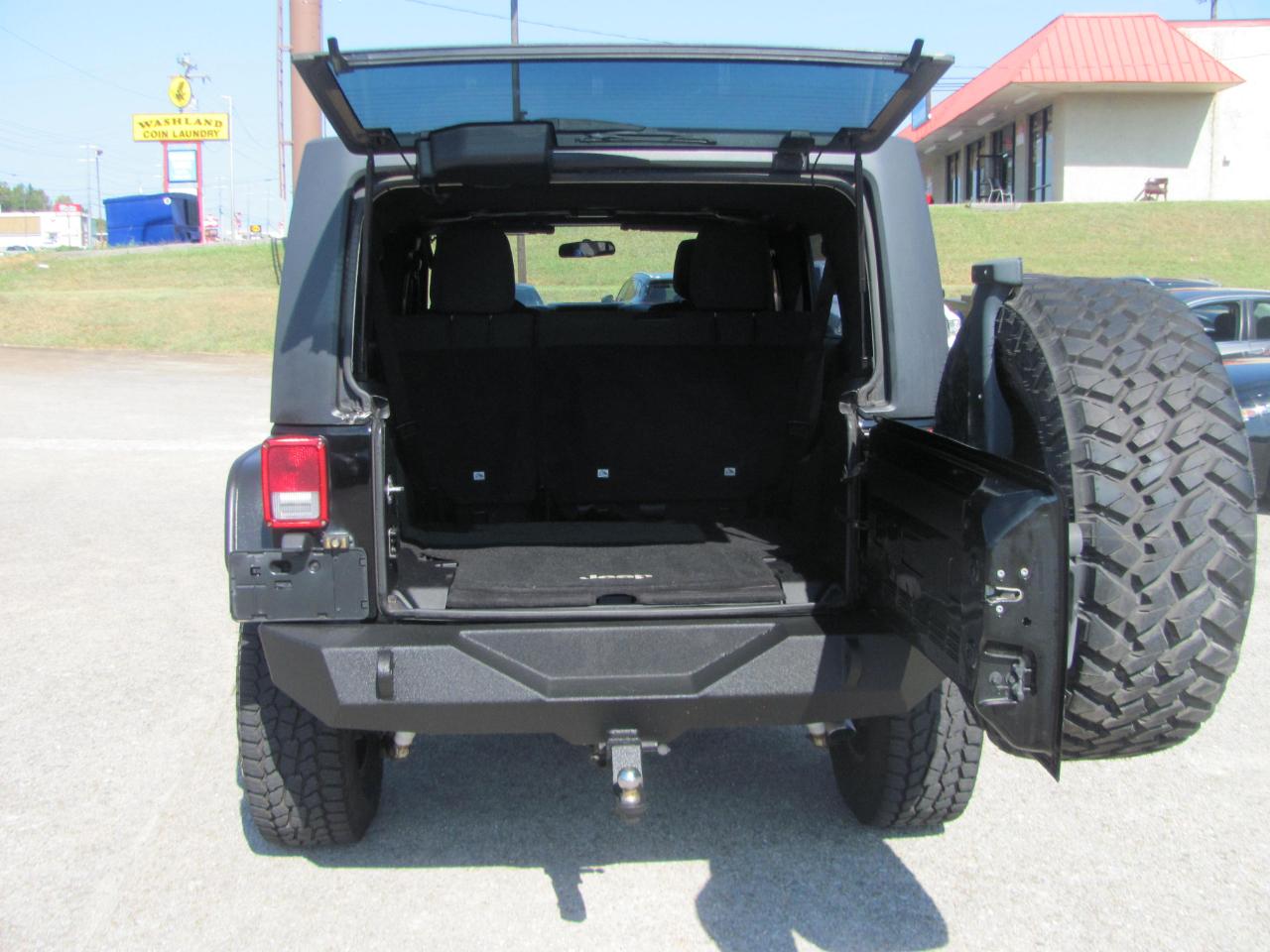 Jeep Wrangler Unlimited Sport 4WD 2011