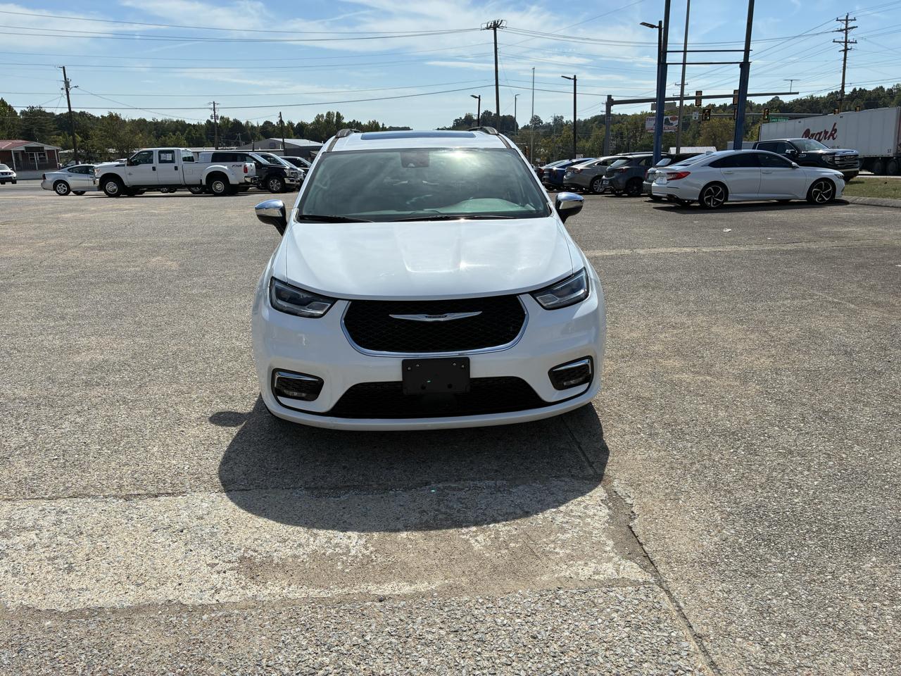 Chrysler Pacifica Limited 2023