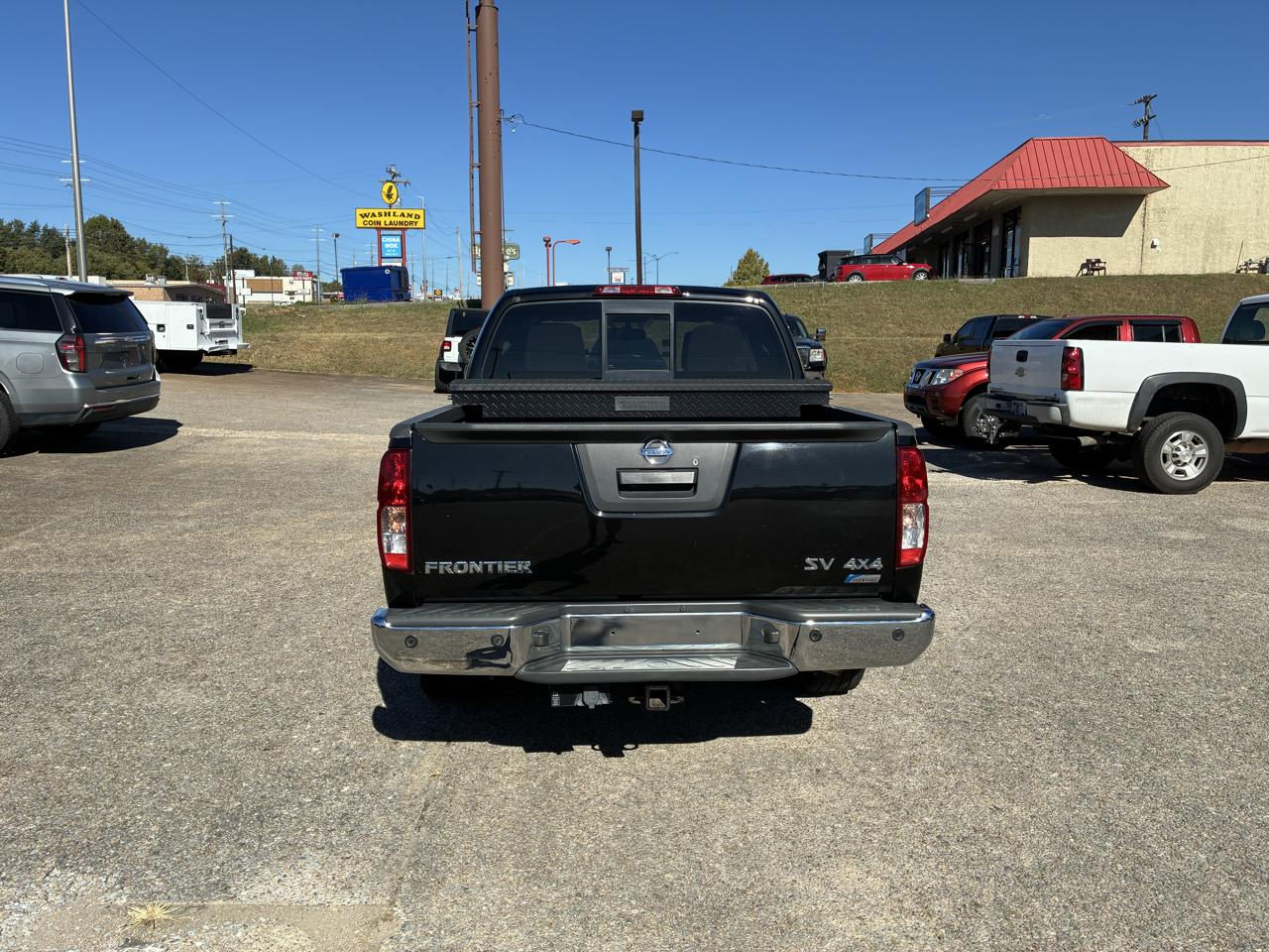 Nissan Frontier 2017.5 King Cab 4x4 SV V6 Auto 2019