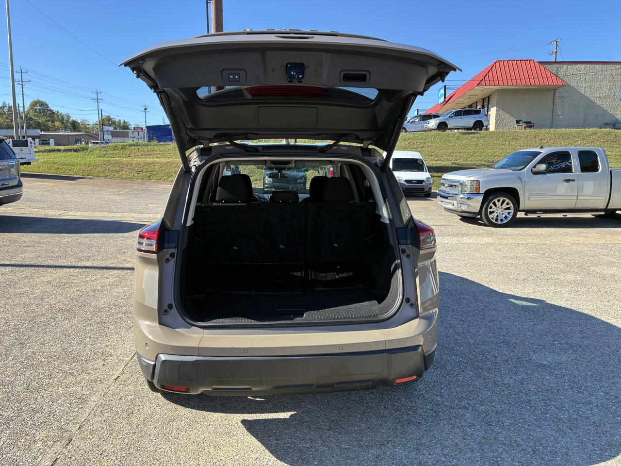 Nissan Rogue SV AWD 2025