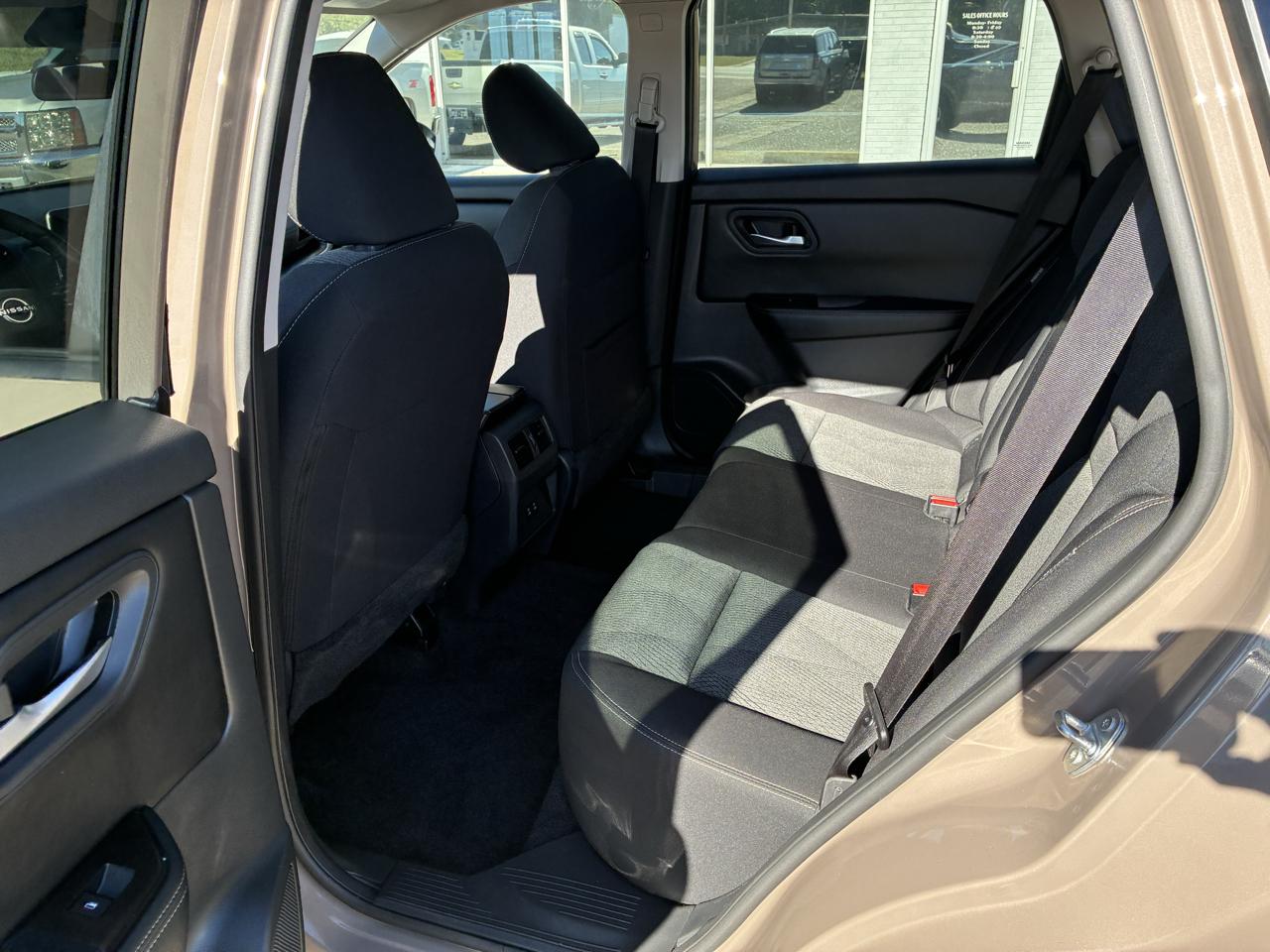 Nissan Rogue SV AWD 2025