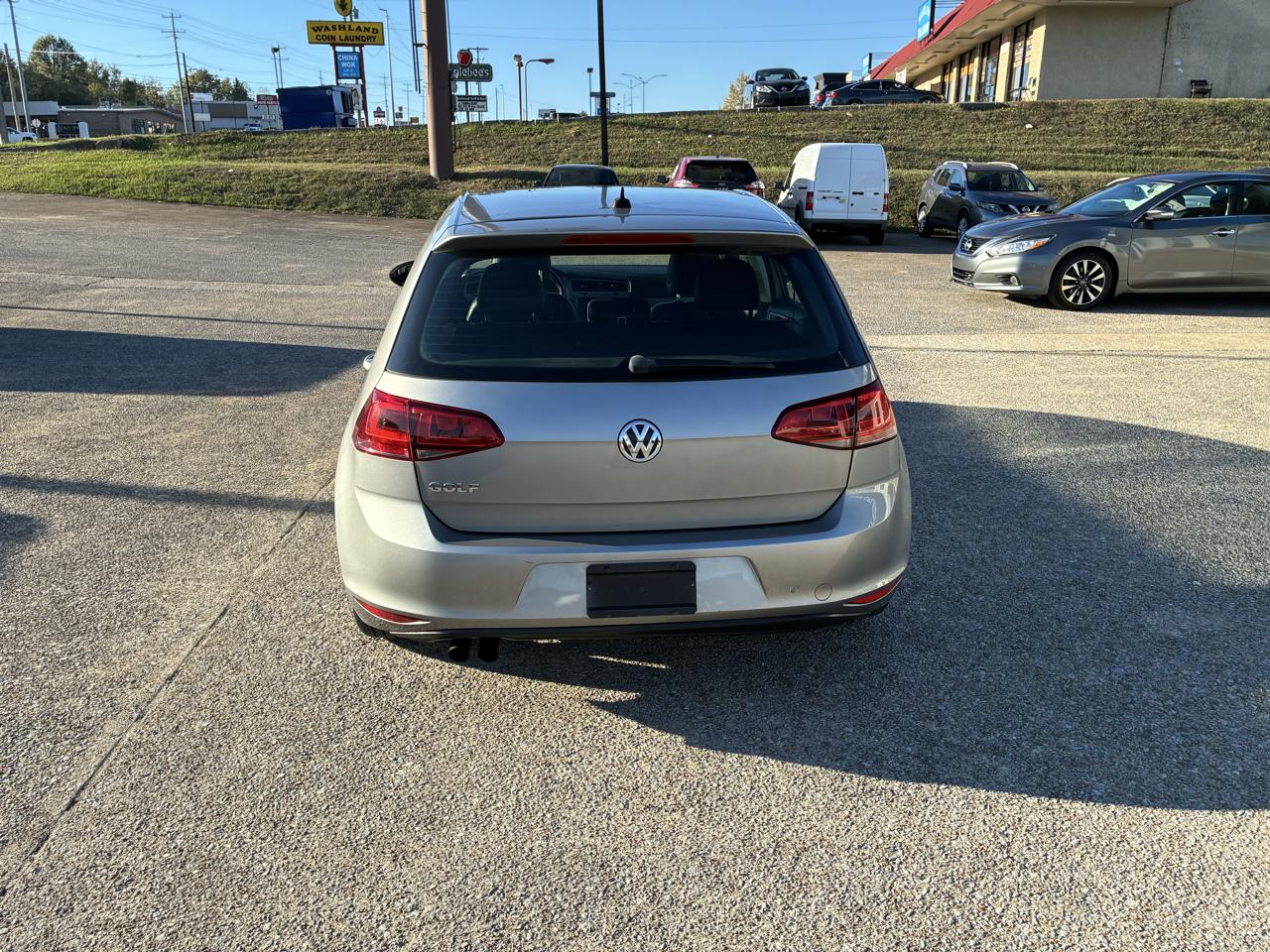 Volkswagen Golf TSI S 6A 2017