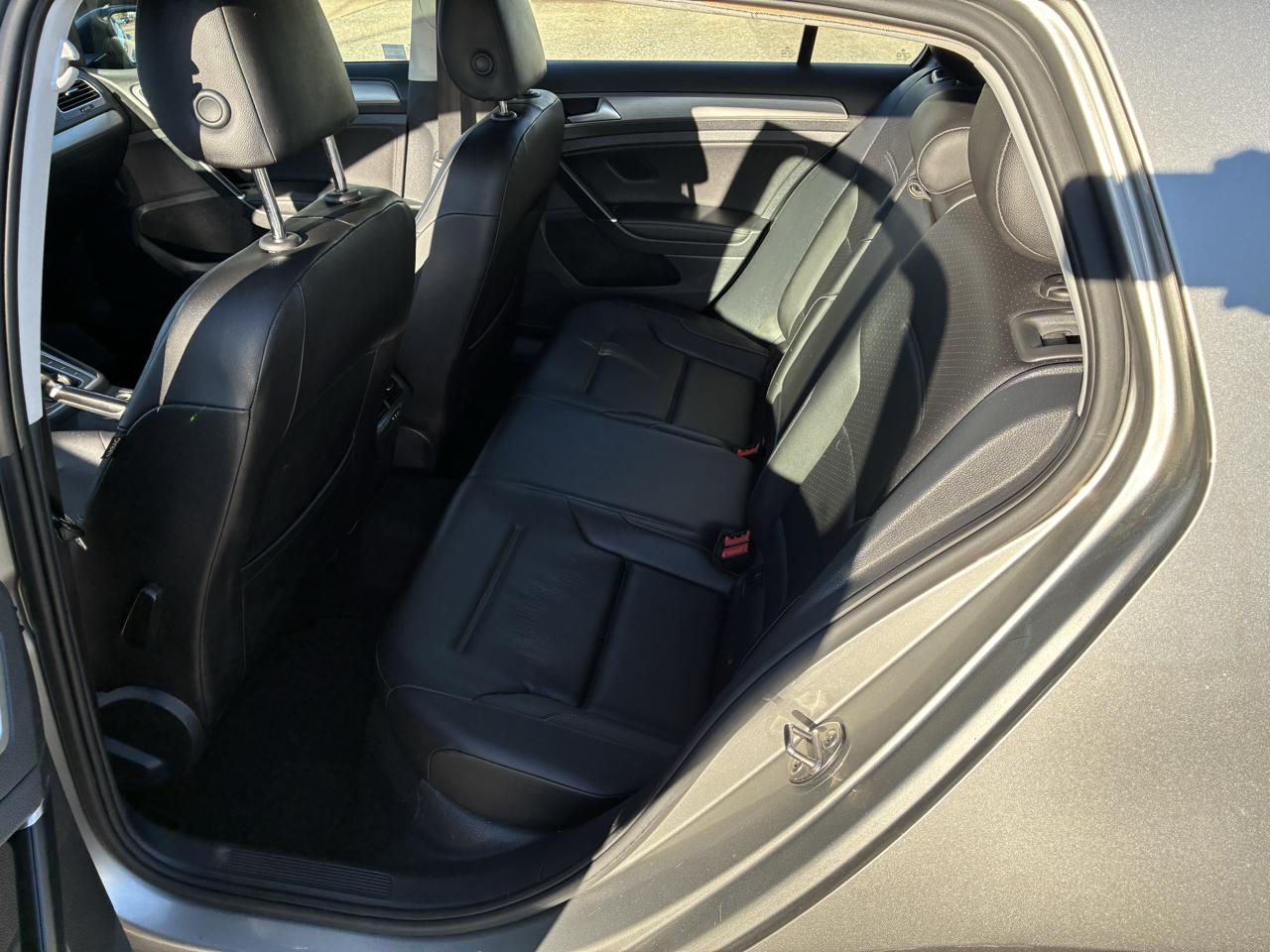 Volkswagen Golf TSI S 6A 2017