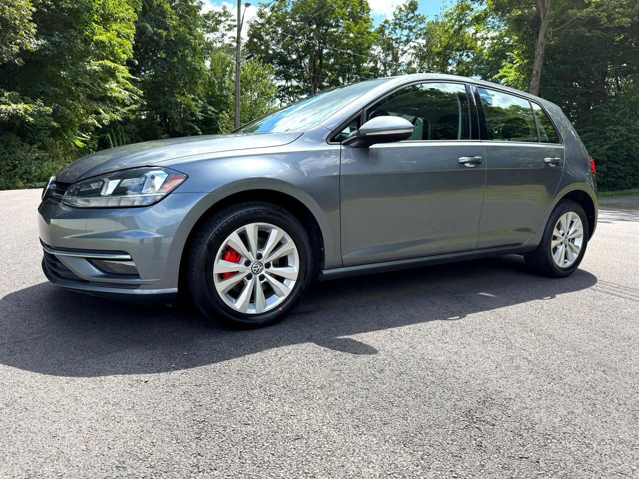 2018 Volkswagen Golf SE