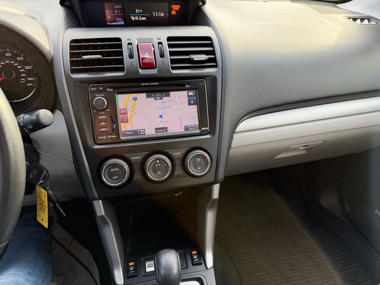 Subaru Forester 2.5i Touring 2014