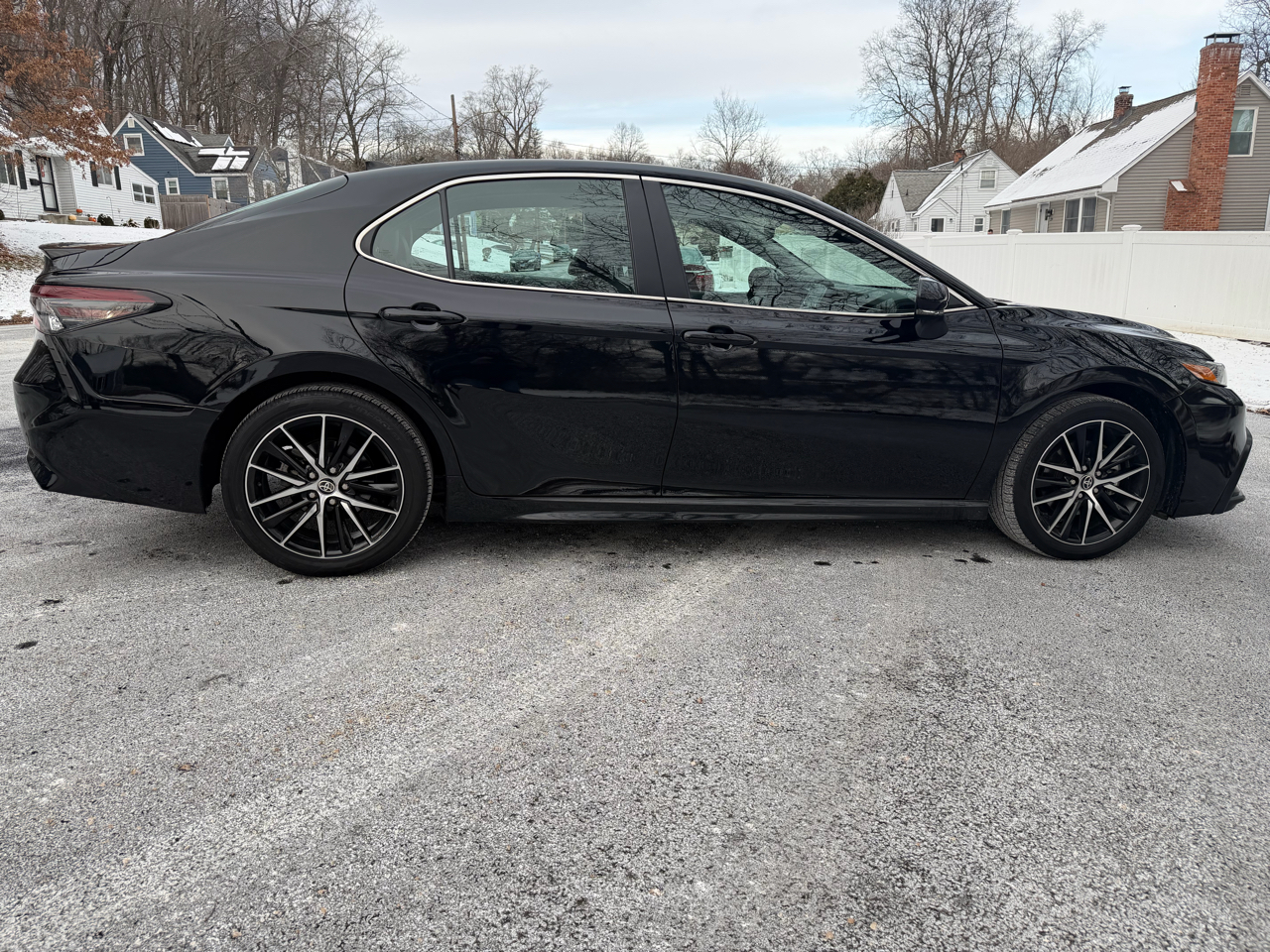 Toyota Camry SE 2024