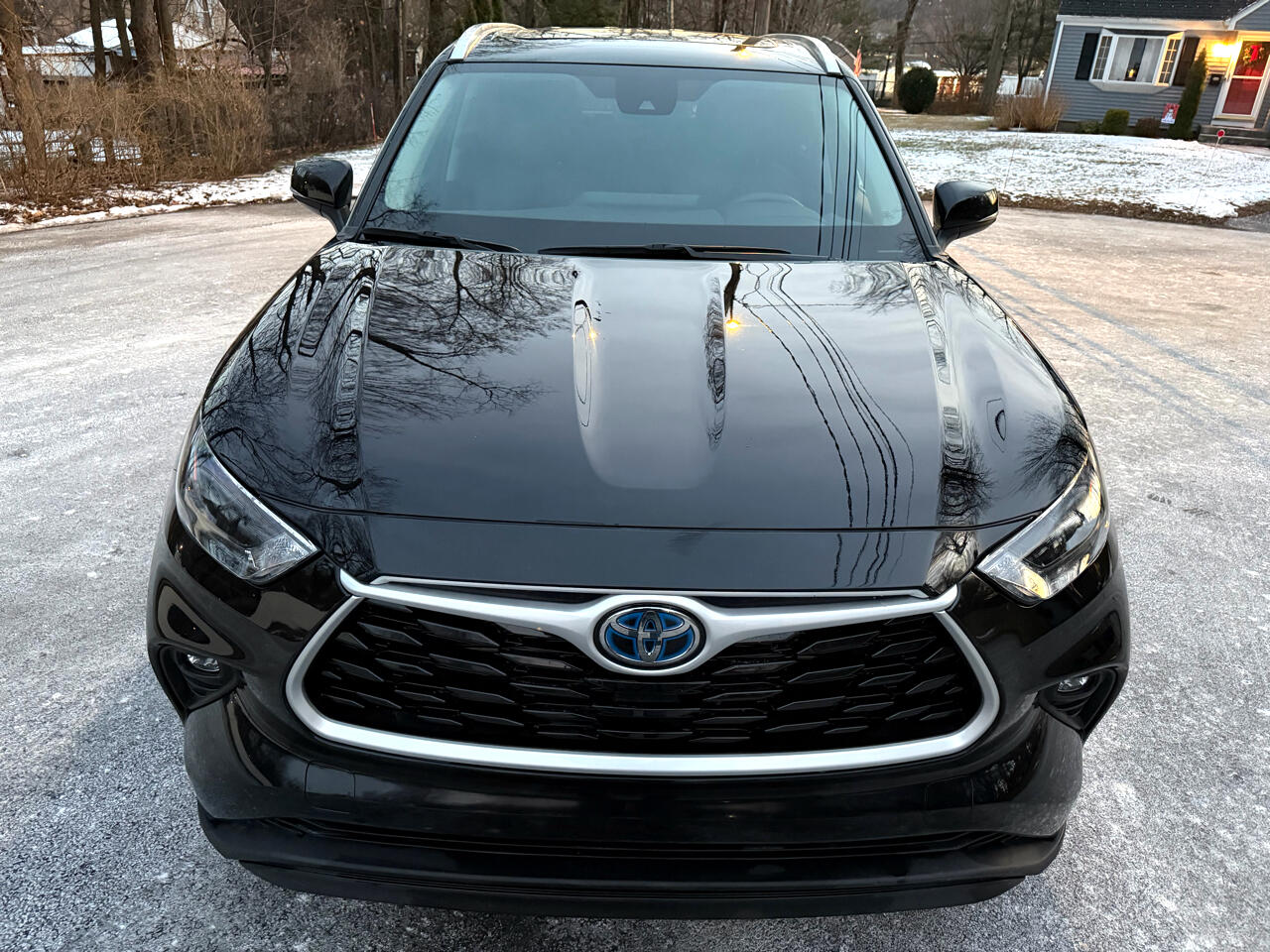 Toyota Highlander Hybrid XLE AWD 2023