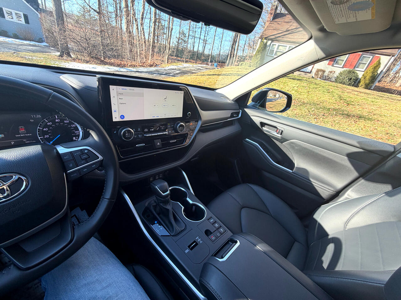 Toyota Highlander Hybrid XLE AWD 2023