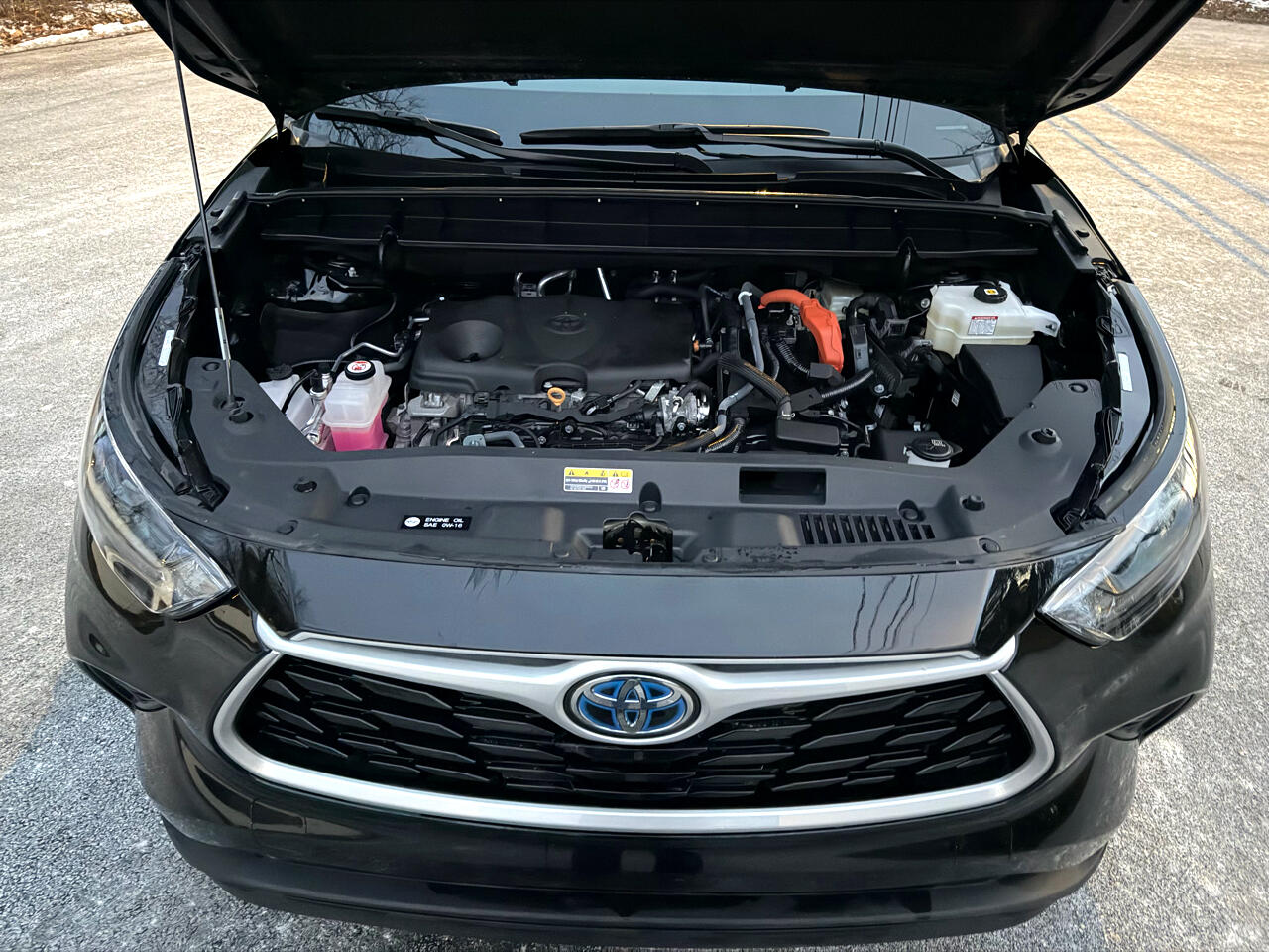 Toyota Highlander Hybrid XLE AWD 2023