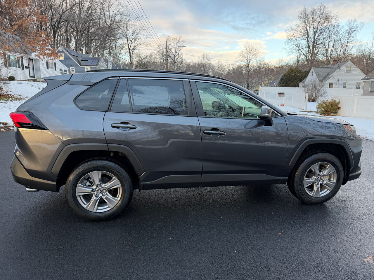 Toyota RAV4 XLE AWD 2023