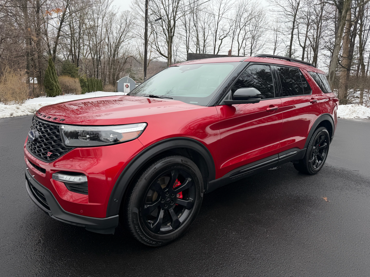 2020 Ford Explorer ST's photo