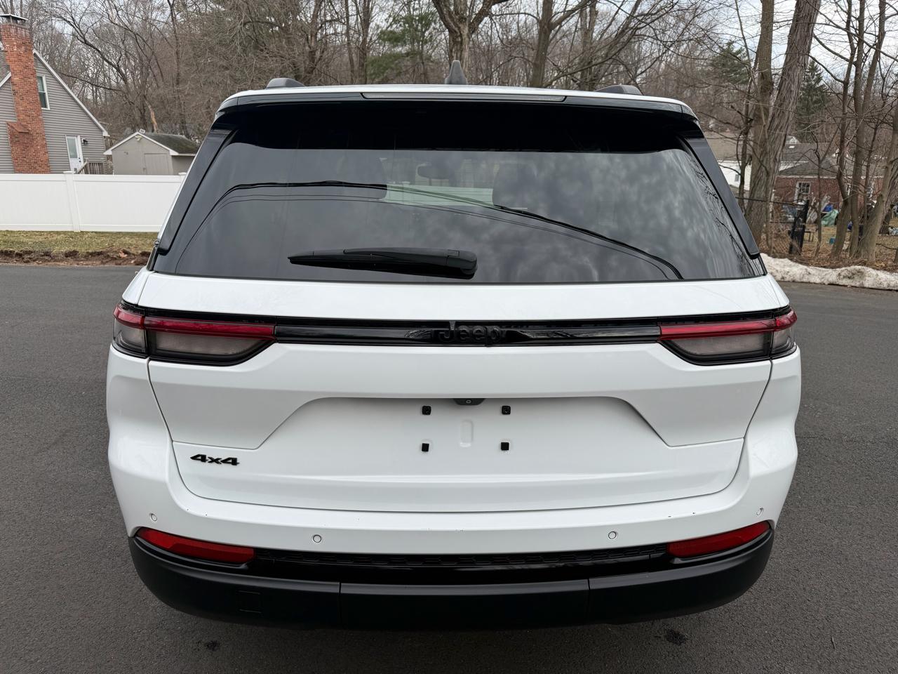 Jeep Grand Cherokee 4WD 4dr Altitude 2022