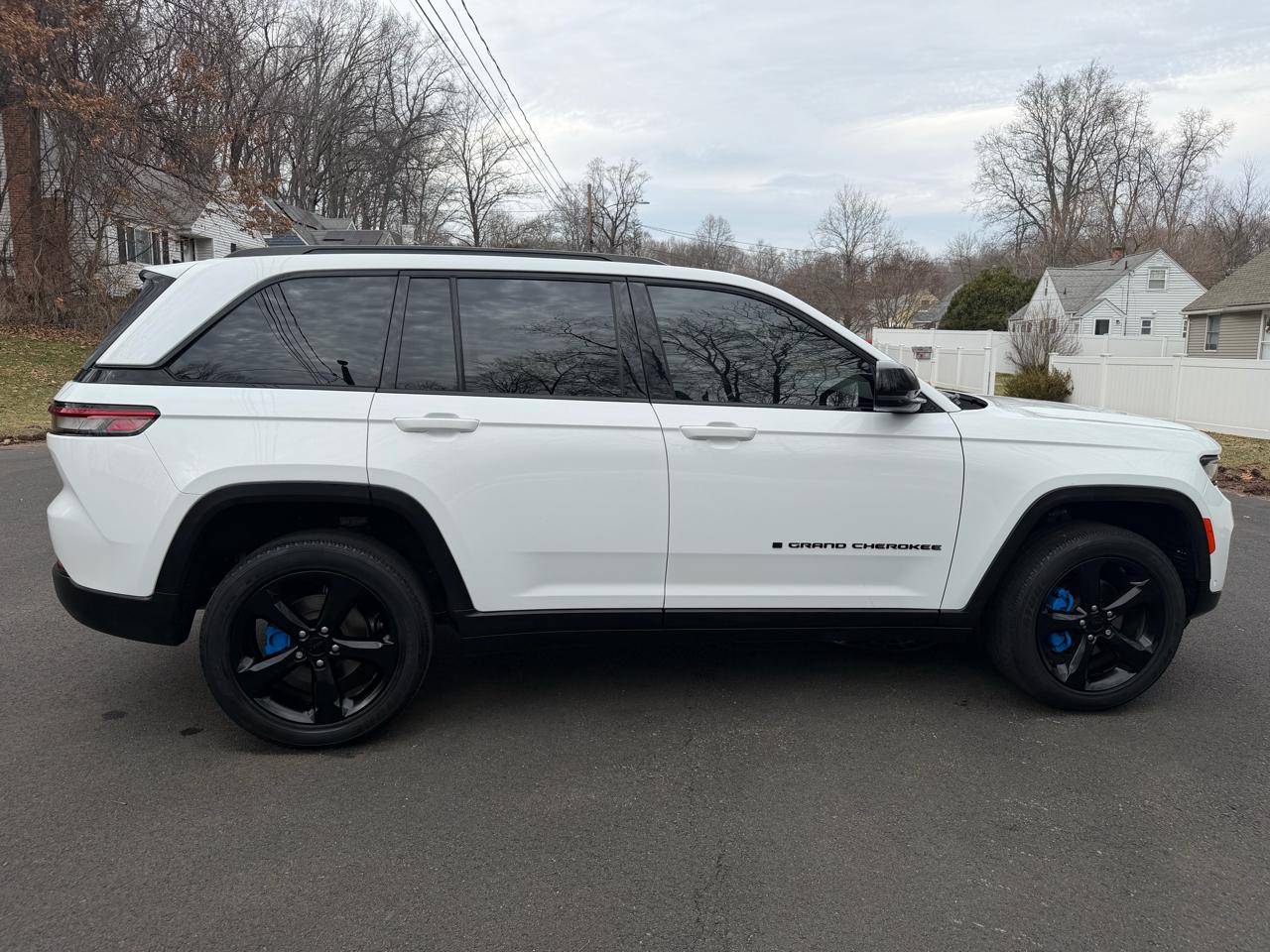 Jeep Grand Cherokee 4WD 4dr Altitude 2022