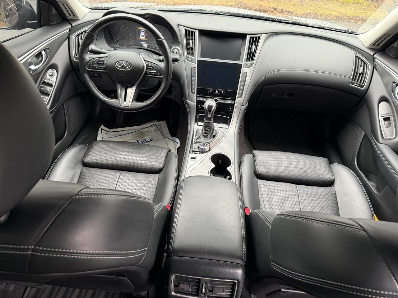 Infiniti Q50 3.0t LUXE AWD 2019