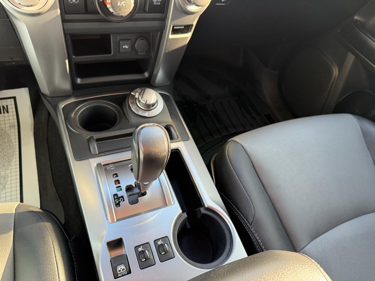 Toyota 4Runner SR5 Premium 4WD 2021