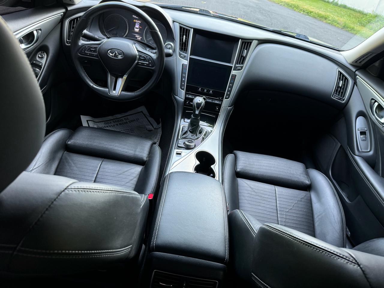 Infiniti Q50 3.0t LUXE AWD 2021