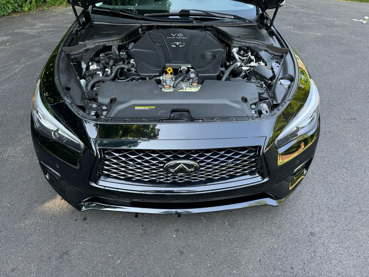 Infiniti Q50 3.0t LUXE AWD 2021