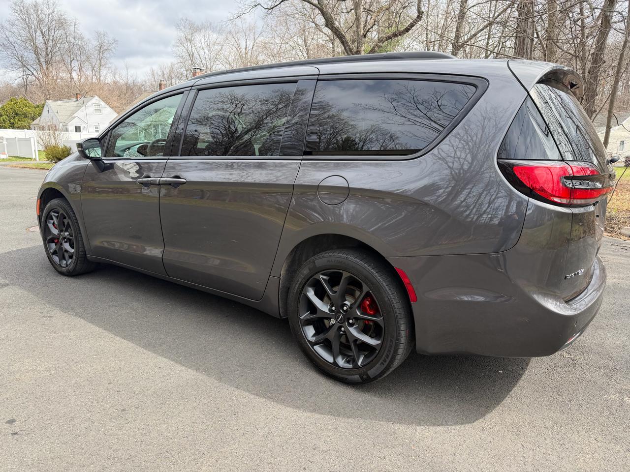 Chrysler Pacifica Touring L AWD 2023