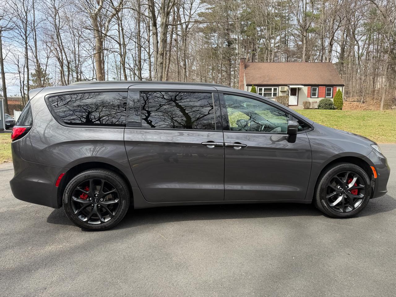 Chrysler Pacifica Touring L AWD 2023