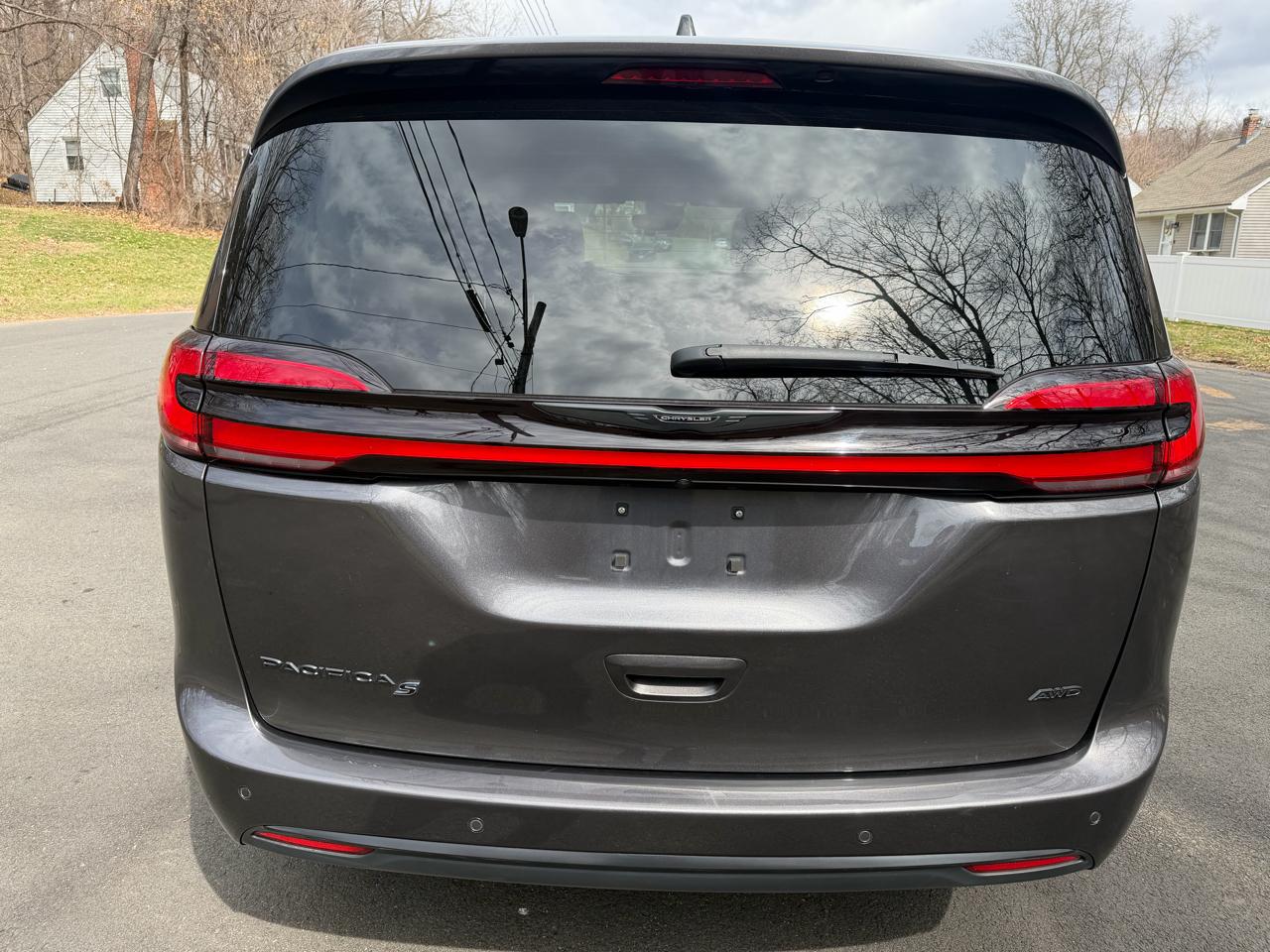 Chrysler Pacifica Touring L AWD 2023