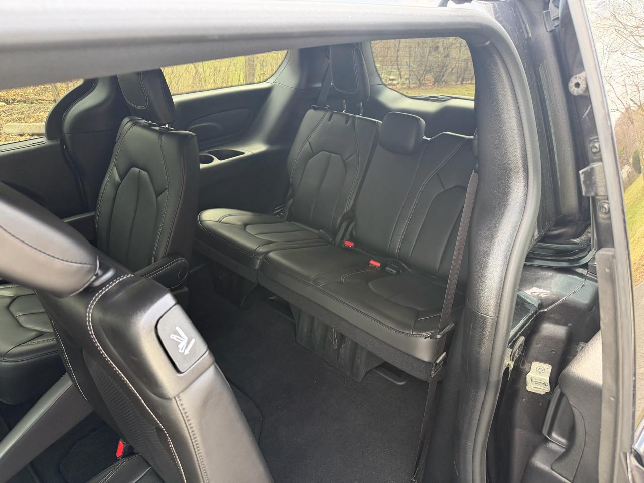 Chrysler Pacifica Touring L AWD 2023