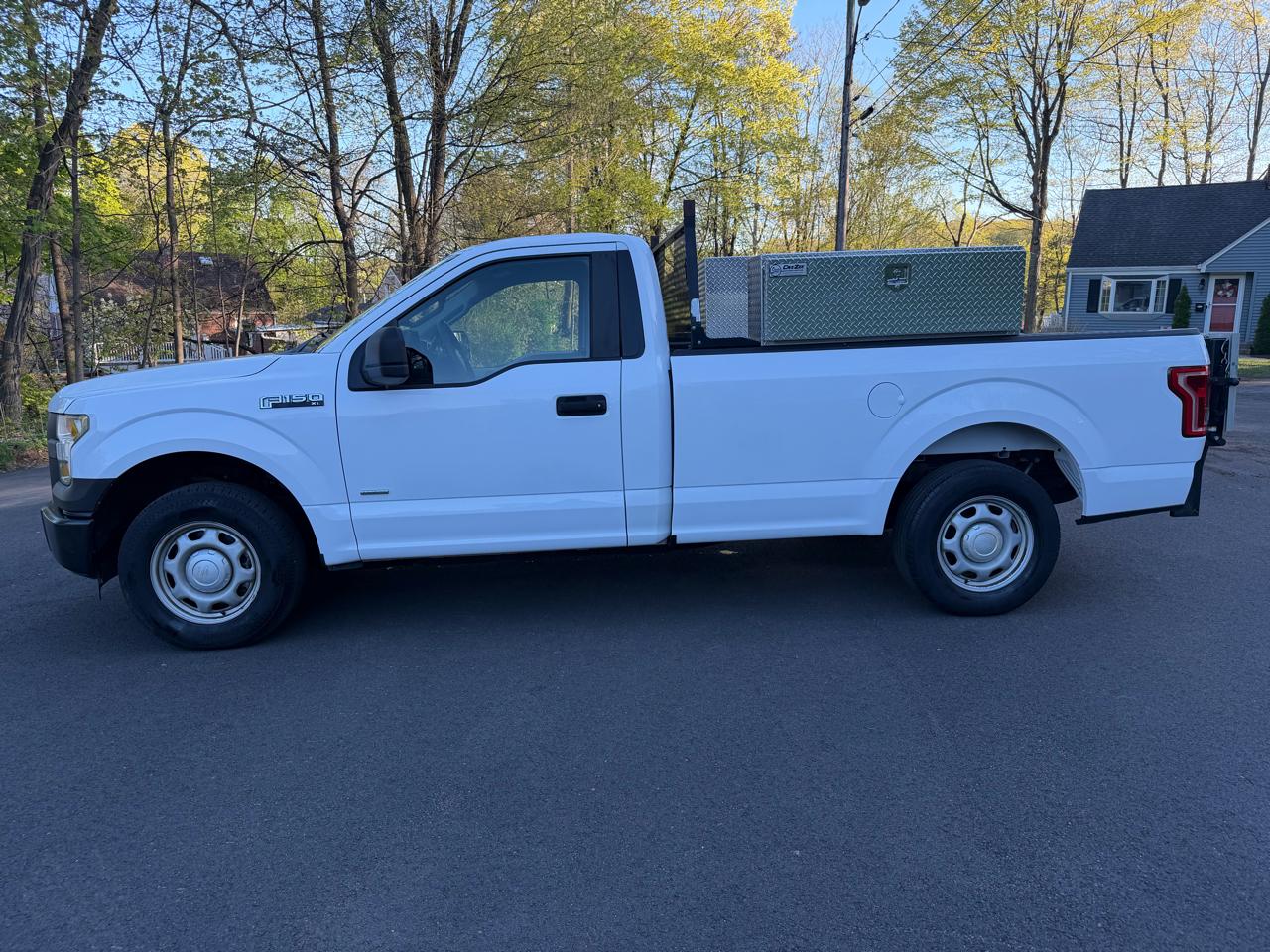 Ford F-150 2WD Reg Cab 141" XLT 2016