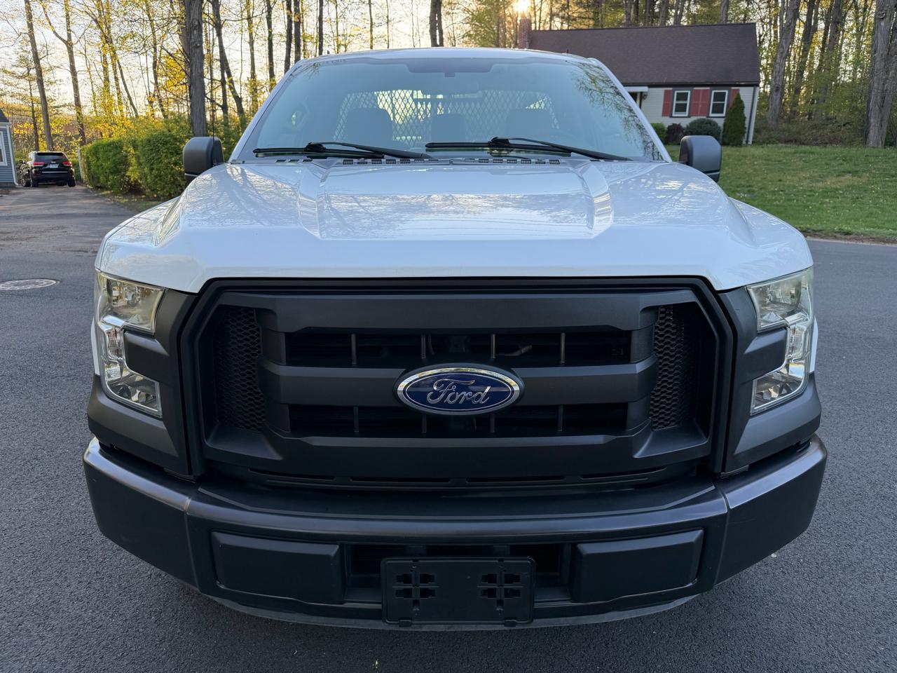 Ford F-150 2WD Reg Cab 141" XLT 2016