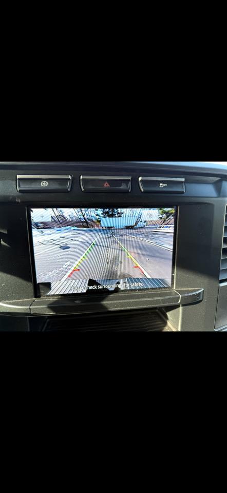 Ford F-350 SD XL Crew Cab Long Bed DRW 2WD 2023