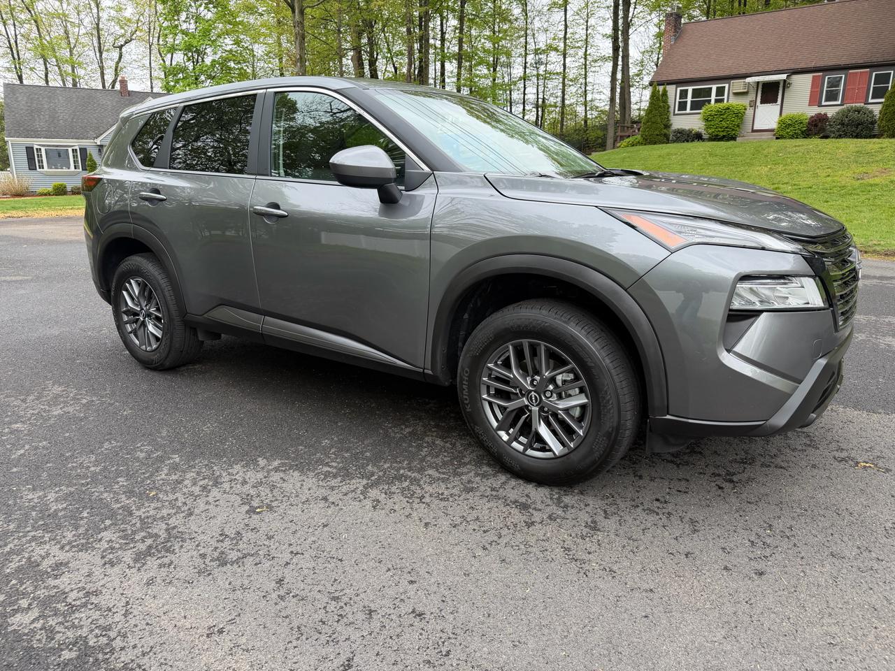 Nissan Rogue SV AWD 2026