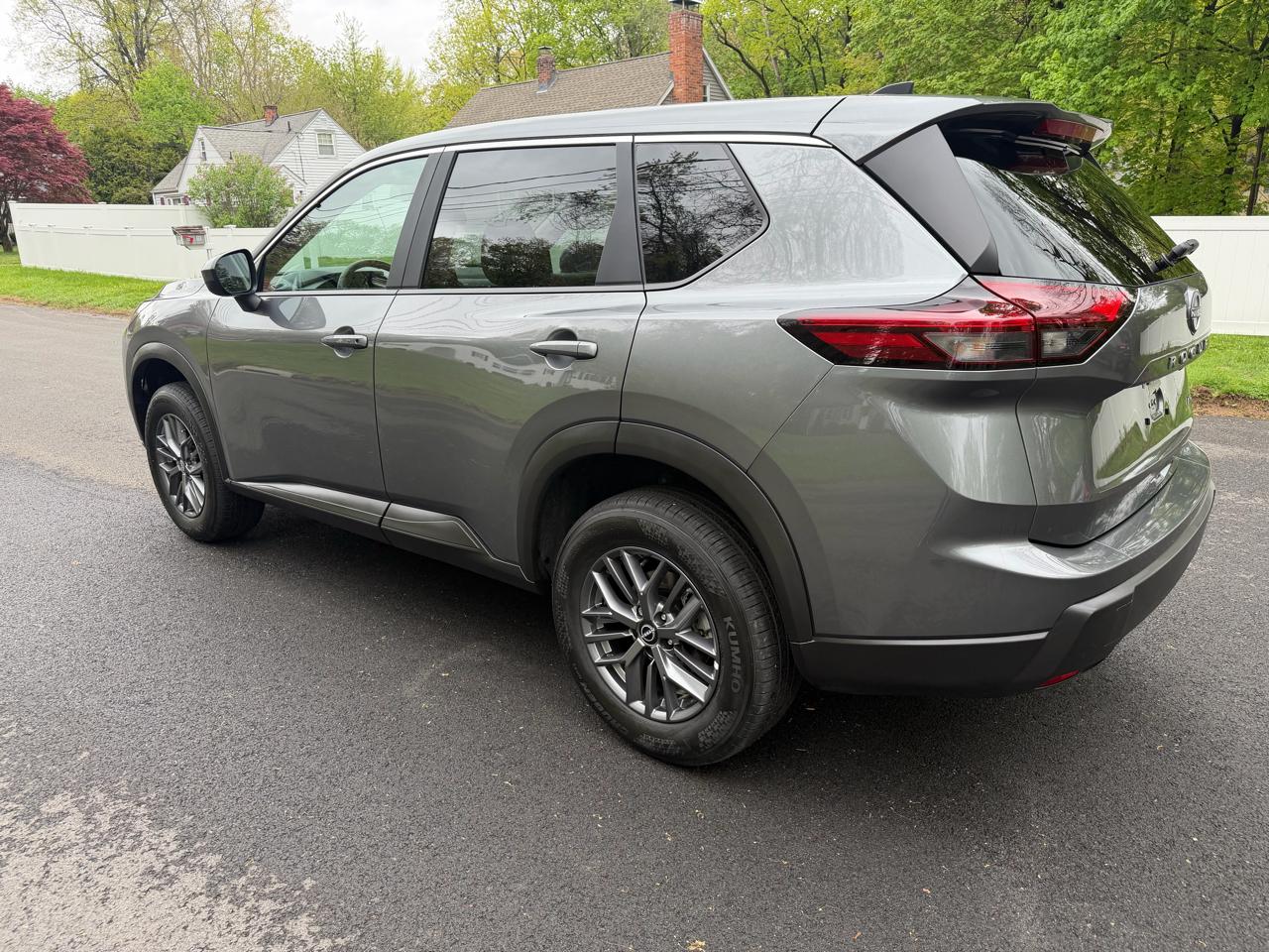 Nissan Rogue SV AWD 2026