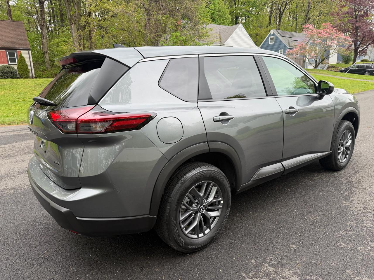 Nissan Rogue SV AWD 2026