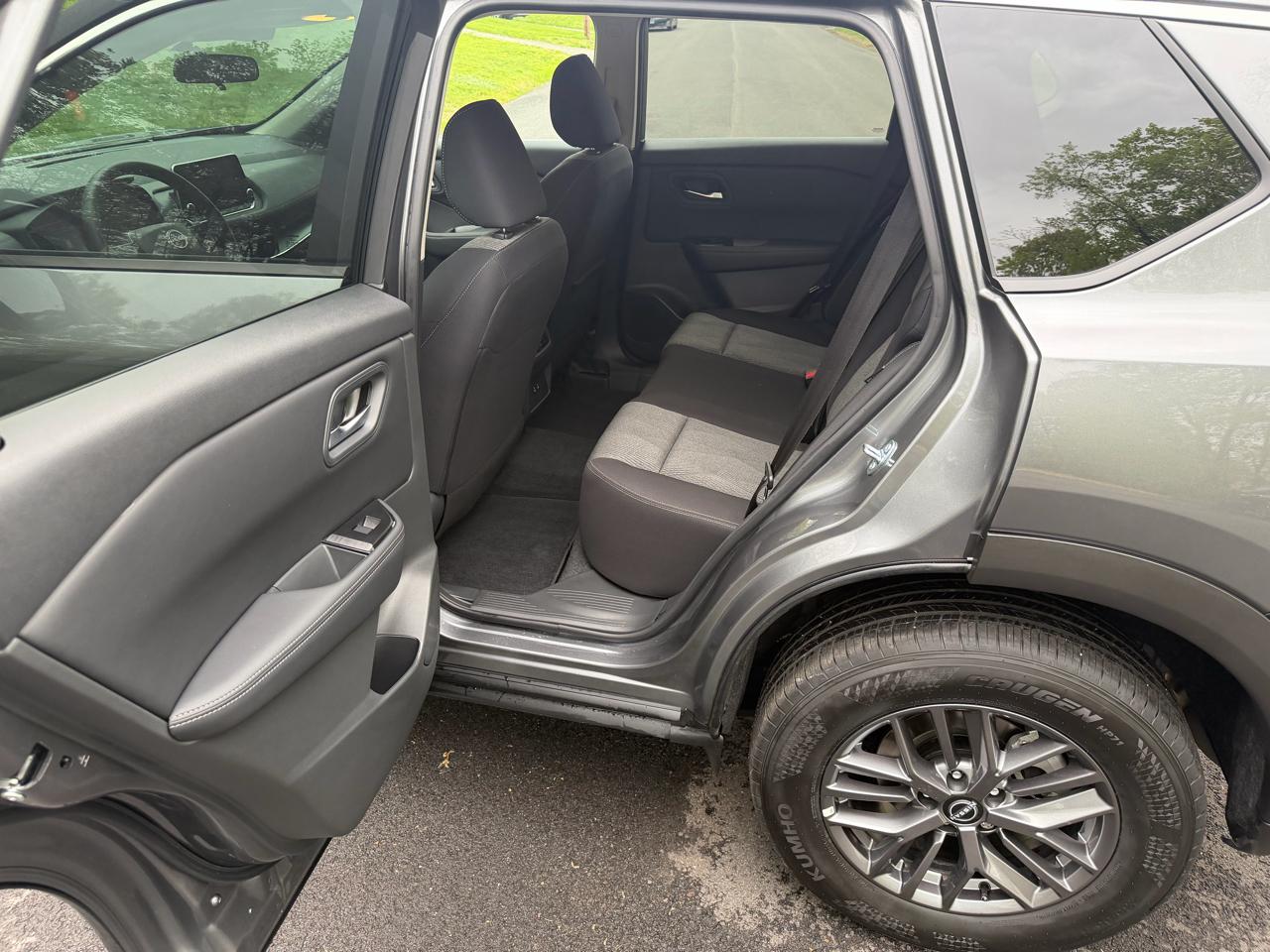 Nissan Rogue SV AWD 2026