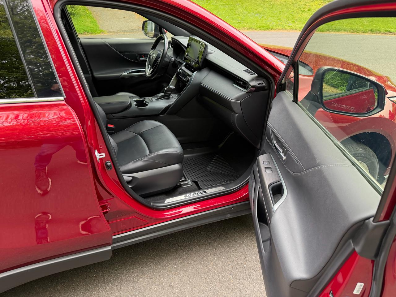 Toyota Venza XLE I4 AWD 2022
