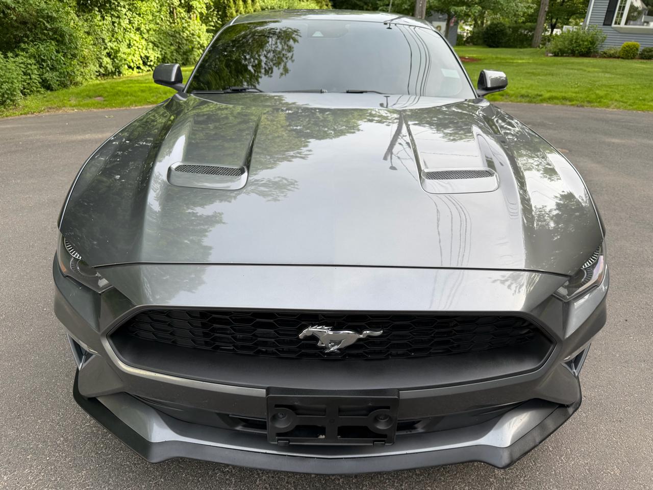 Ford Mustang EcoBoost Coupe 2021